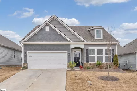 1961 Crumhorn Ave, Boiling Springs, SC 29316