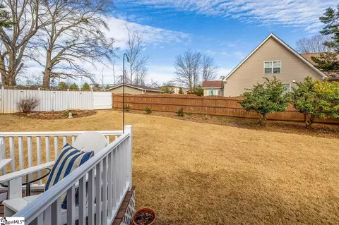 Exterior - 102 Spring Lake Loop, Simpsonville, SC 29681 photo 9 of 10