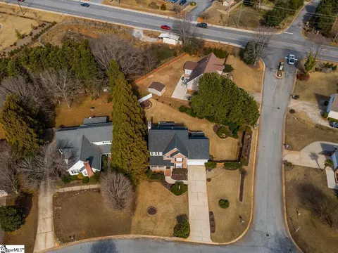 View/Area - 102 Spring Lake Loop, Simpsonville, SC 29681 photo 3 of 4