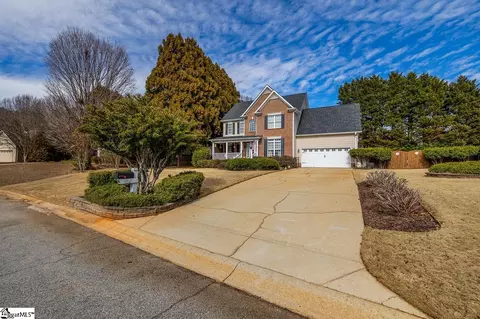 Exterior - 102 Spring Lake Loop, Simpsonville, SC 29681 photo 3 of 10