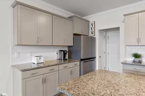 Kitchen - 48 Planters Pl, Greer, SC 29650 photo 2 of 3
