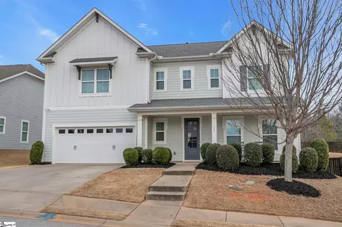 204 Noble St, Greer, SC 29651