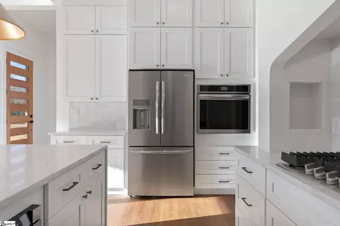 Kitchen - 541 E Airport Rd, Greer, SC 29651 photo 10 of 11