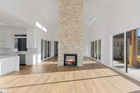 Living - 541 E Airport Rd, Greer, SC 29651 photo 3 of 7