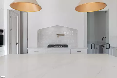 Kitchen - 541 E Airport Rd, Greer, SC 29651 photo 7 of 11