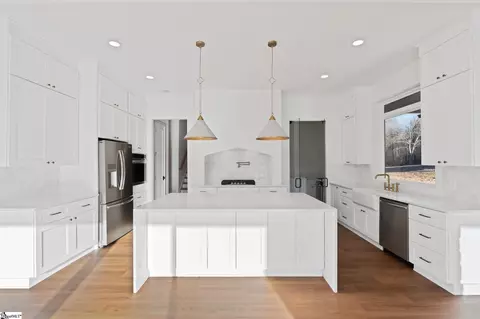 Kitchen - 541 E Airport Rd, Greer, SC 29651 photo 2 of 11