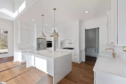 Kitchen - 541 E Airport Rd, Greer, SC 29651 photo 1 of 11