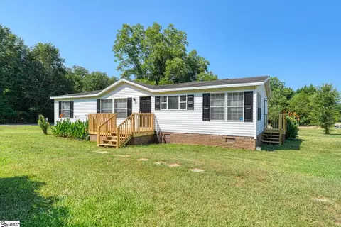 150 Casey Rd, Woodruff, SC 29388