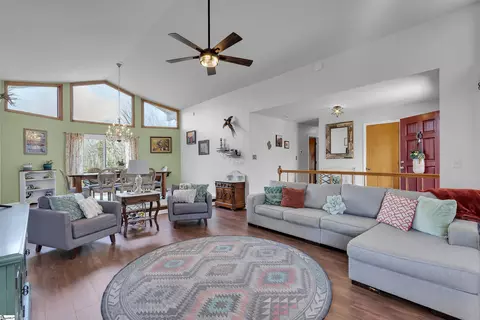 130 Graystone Dr, Moore, SC 29369 photo 7