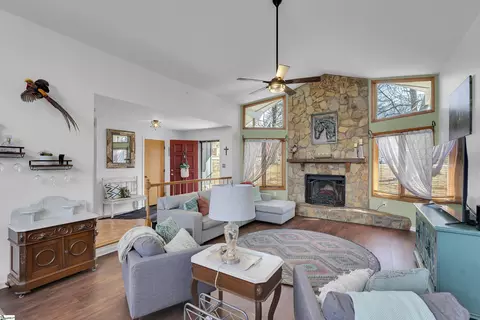 130 Graystone Dr, Moore, SC 29369 photo 5