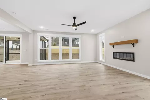 Living - 123 Jackson St, Greer, SC 29650 photo 1 of 3