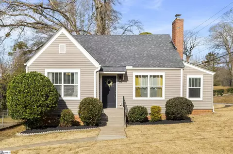 23 Charlotte St, Greenville, SC 29607