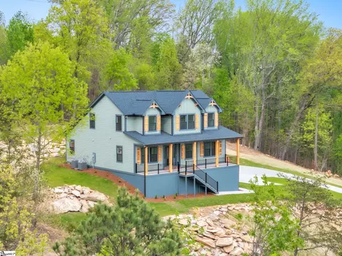 446 N Glassy Mountain Rd, Landrum, SC 29356