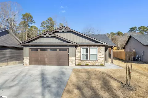 267 Lexington St, Chesnee, SC 29323
