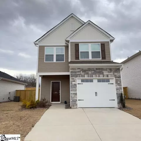 1428 Donhill Dr, Greer, SC 29651