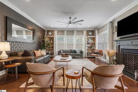 Living - 4 Ruby Lake Ln, Simpsonville, SC 29681 photo 1 of 3