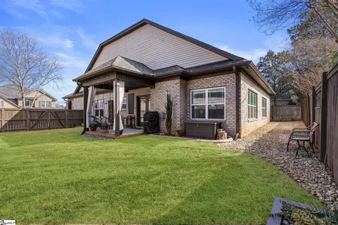 Exterior - 4 Ruby Lake Ln, Simpsonville, SC 29681 photo 5 of 8