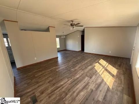 253 Perry Rd, Greer, SC 29651 photo 9