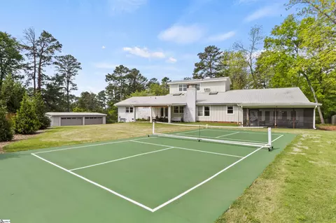 4 Windfield Rd, Greenville, SC 29607