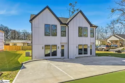 211 Montana St, Greenville, SC 29611