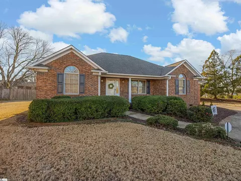 214 Rivermill Ct, Spartanburg, SC 29301