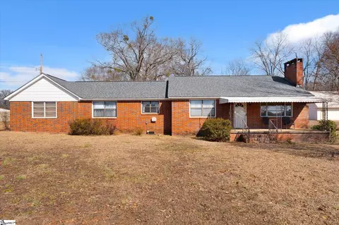 188 Cherokee Rd, Williamston, SC 29697