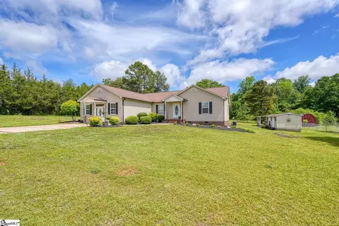 103 Cheyenne Ridge Trl, Campobello, SC 29322