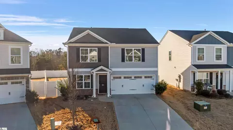 464 Grantham Ct, Spartanburg, SC 29303