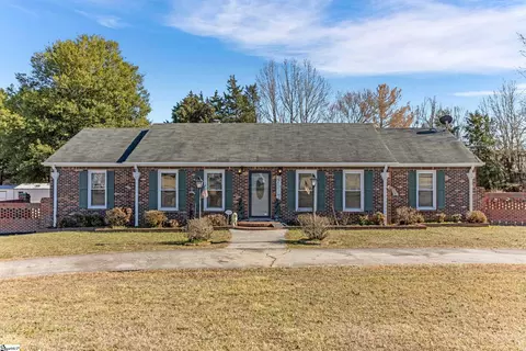200 Pleasant Dr, Easley, SC 29642