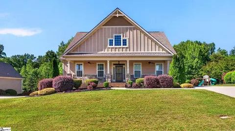 6 Setting Sun Ln, Travelers Rest, SC 29690