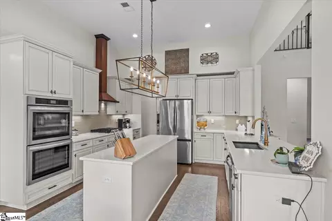 Kitchen - 101 Harvester Row, Easley, SC 29642 photo 2 of 3