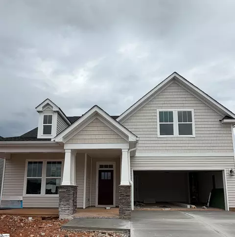 1014 Fox Hollow St, Spartanburg, SC 29303