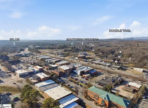102 Hillcrest Dr, Easley, SC 29640 photo 9
