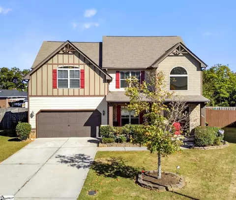 207 E Deer Dr, Greenville, SC 29611