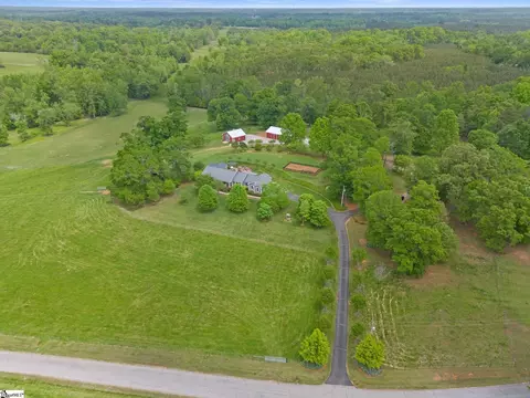 133 Holly Dr, Pelzer, SC 29669