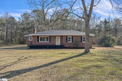 7605 178 Hwy, Donalds, SC 29638