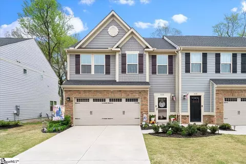532 Martin Creek Dr, Simpsonville, SC 29680