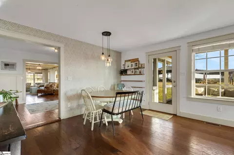 Dining - 558 Barnett Rd, Greer, SC 29651 photo 1 of 1