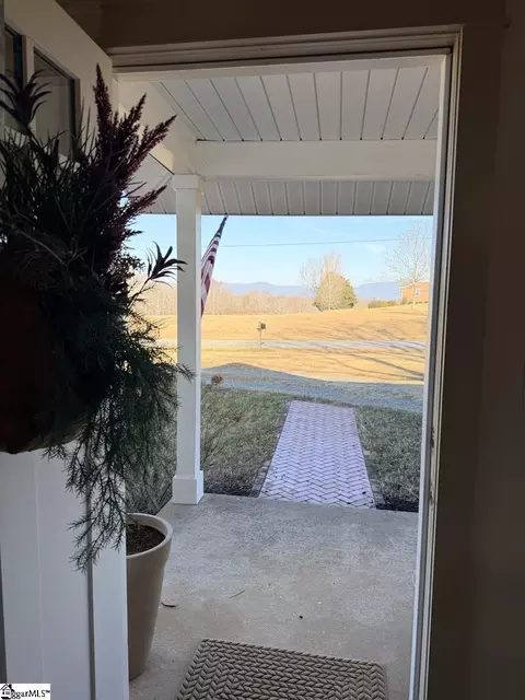 Entry Way - 558 Barnett Rd, Greer, SC 29651 photo 3 of 3