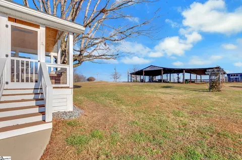 Exterior - 558 Barnett Rd, Greer, SC 29651 photo 5 of 7