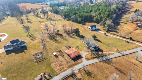 View/Area - 558 Barnett Rd, Greer, SC 29651 photo 5 of 5