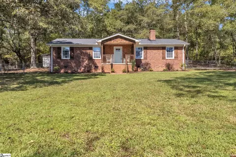 1371 Pine Log Ford Rd, Taylors, SC 29687