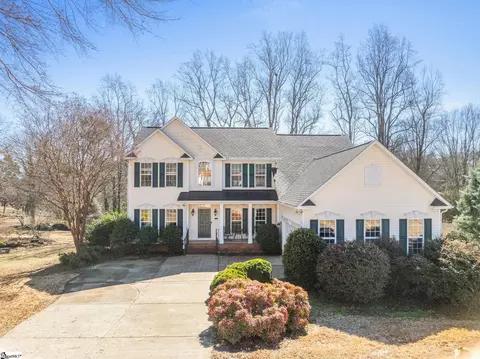 202 Ridge Bay Ct, Powdersville, SC 29611