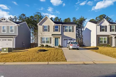 Exterior - 833 Cranbrook Dr, Woodruff, SC 29388 photo 2 of 6