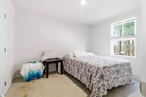 Bedroom - 833 Cranbrook Dr, Woodruff, SC 29388 photo 2 of 5