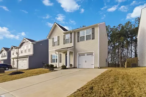Exterior - 833 Cranbrook Dr, Woodruff, SC 29388 photo 3 of 6