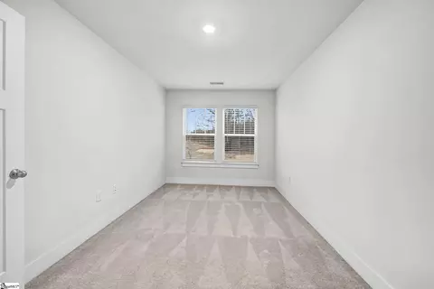 Bedroom - 1009 Millison Pl, Moore, SC 29369 photo 7 of 10