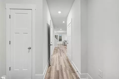 Entry Way - 1009 Millison Pl, Moore, SC 29369 photo 1 of 10