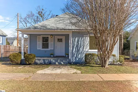 14 Hale St, Greenville, SC 29605