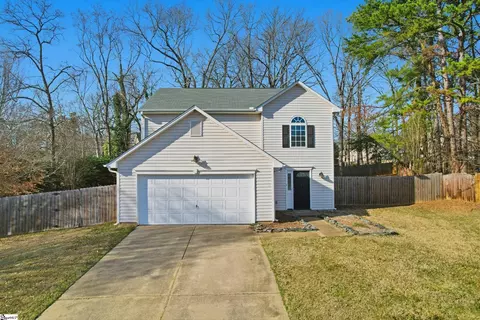 4 Old Hastings Ct, Mauldin, SC 29662